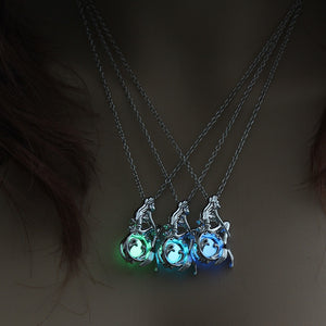 Glowing   Pendant Necklace