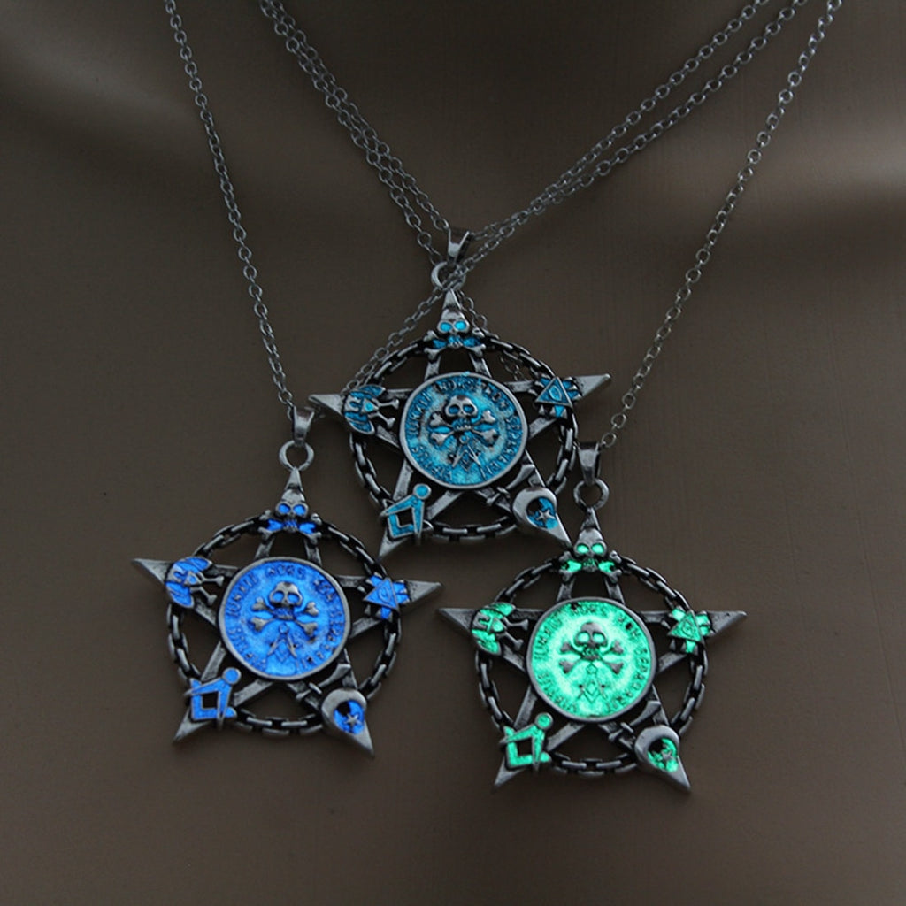 Glowing Vintage Star Skull Pendant Necklace